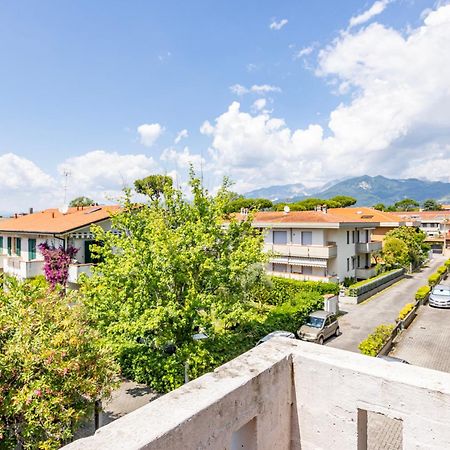 Casa Arno 500M From Beach - Happy Rentals Marina di Massa Eksteriør bilde